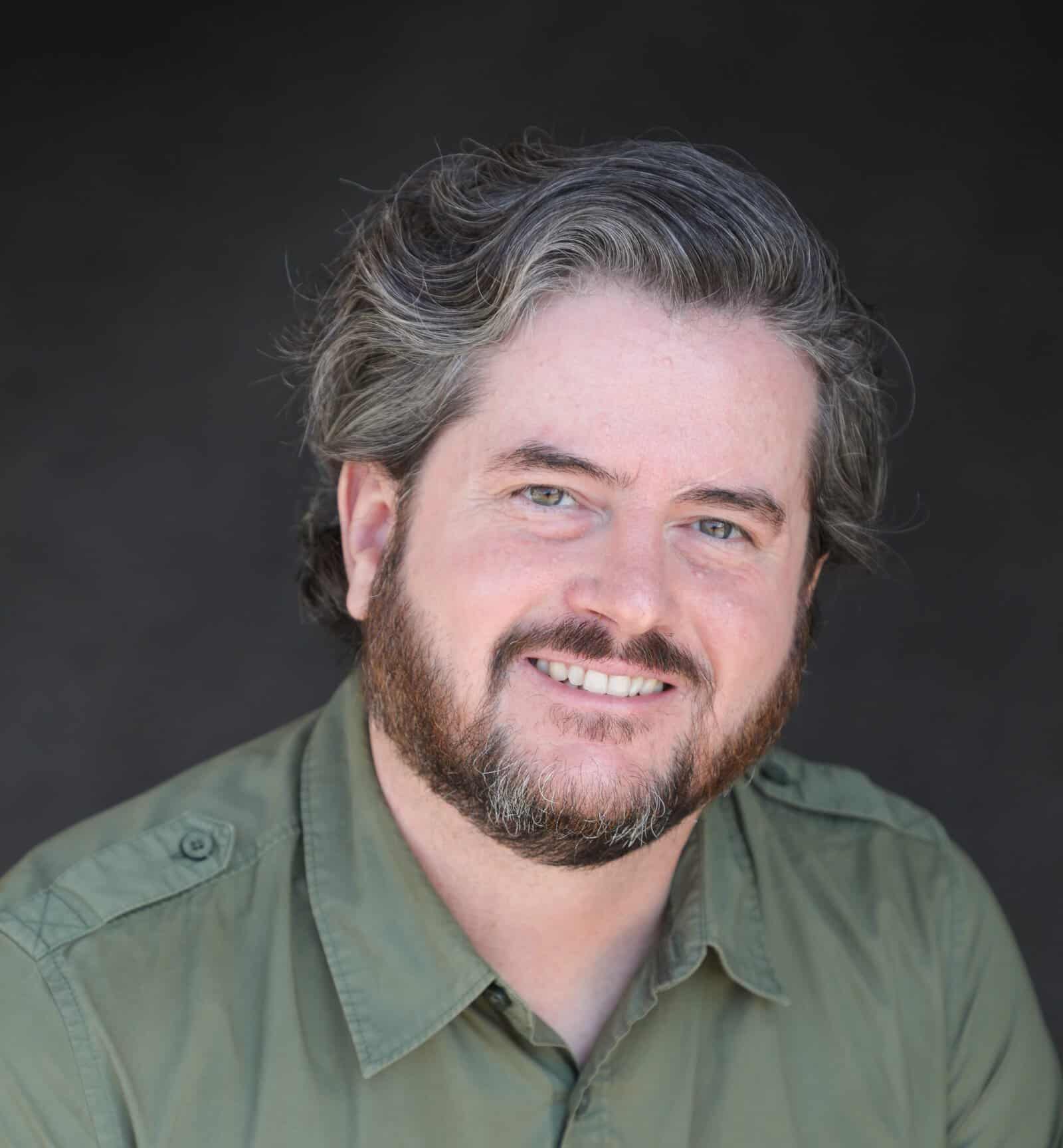 Headshot Gary Scott